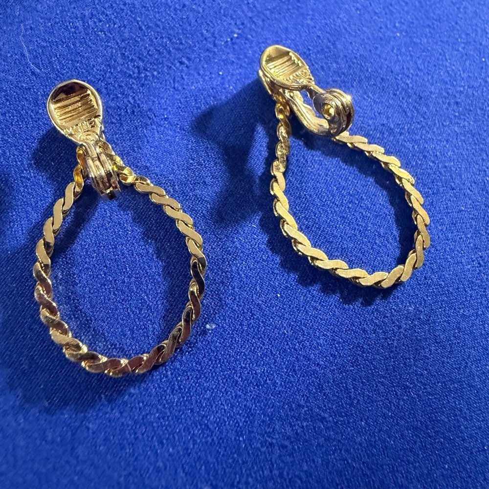 Elegant Vintage Monet Gold Twisted Hoop Earrings